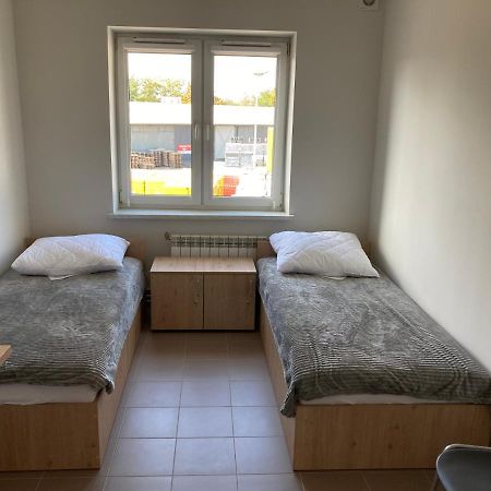 Hostel Przy Stadionie Jaworzno Extérieur photo