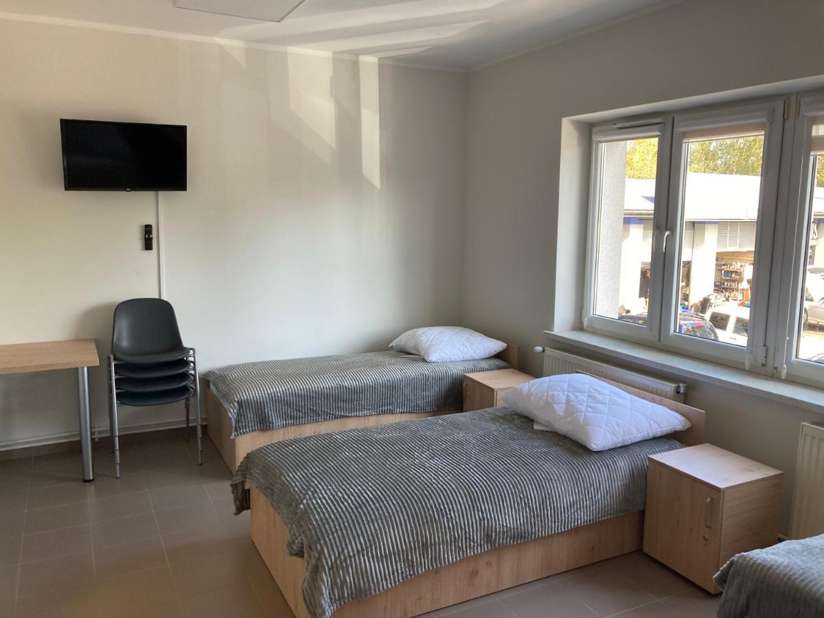 Hostel Przy Stadionie Jaworzno Extérieur photo