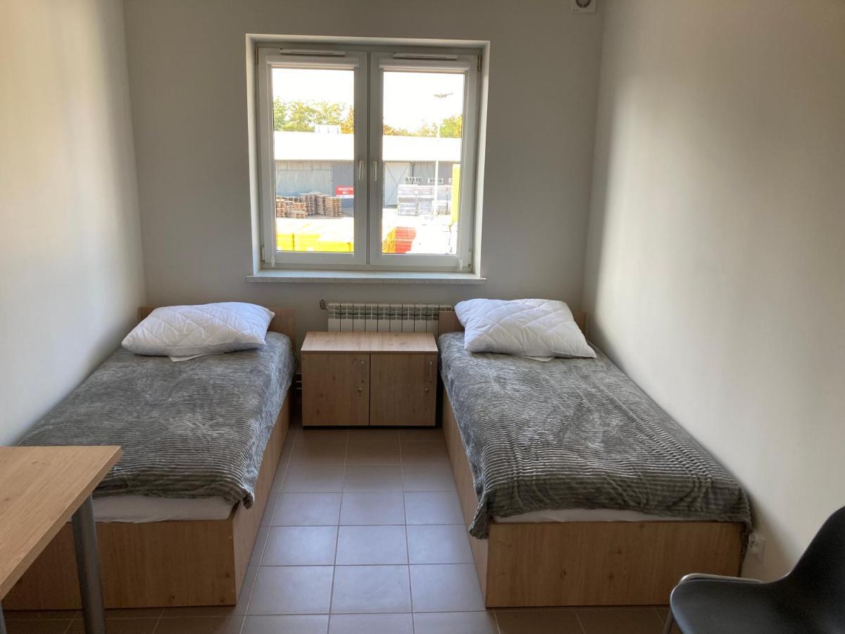 Hostel Przy Stadionie Jaworzno Extérieur photo